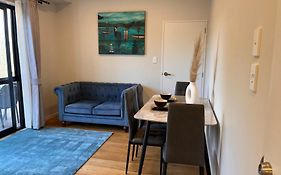 New Greenhithe Cozy Flat